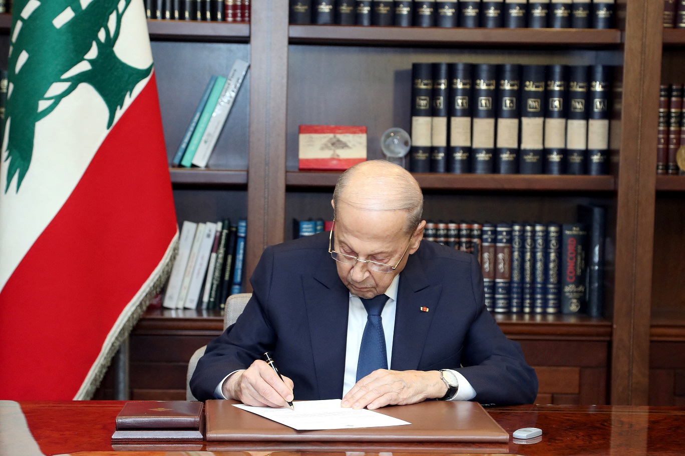 ميشال عون