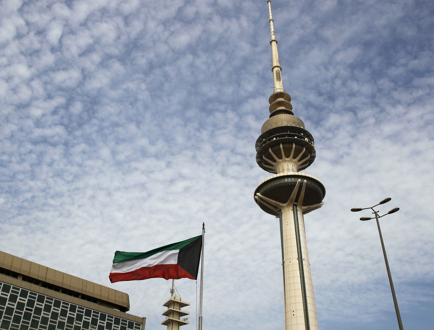 نائبان كويتيان